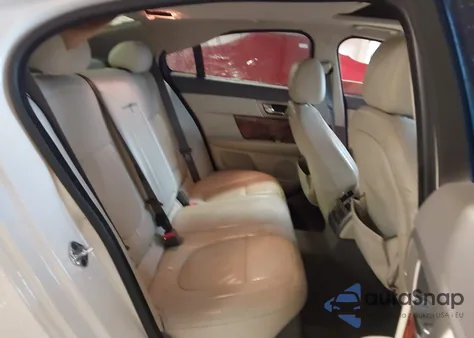 2009 Jaguar Xf Premium Luxury from USA, damaged, VIN SAJWA06B59HR04930